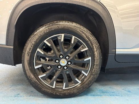 New 2026 Chevrolet Traverse LT FWD image 5