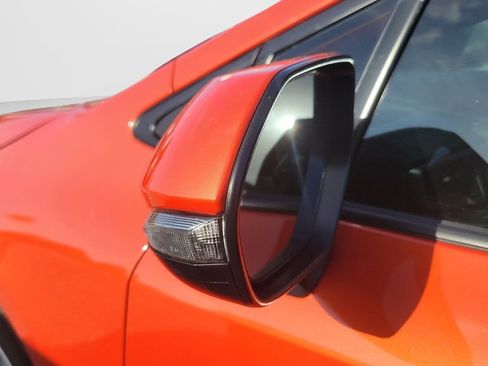 Used 2025 Toyota Corolla SE image 4