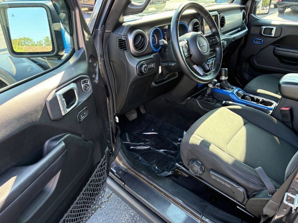 Used 2018 Jeep Wrangler Unlimited Sport S AWD/4WD image 22