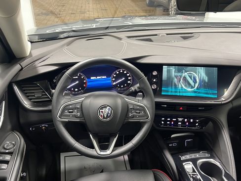 Used 2023 Buick Envision Essence w/ Sport Touring Package AWD/4WD image 3