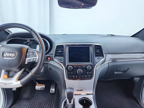Used 2018 Jeep Grand Cherokee Trackhawk AWD/4WD image 27