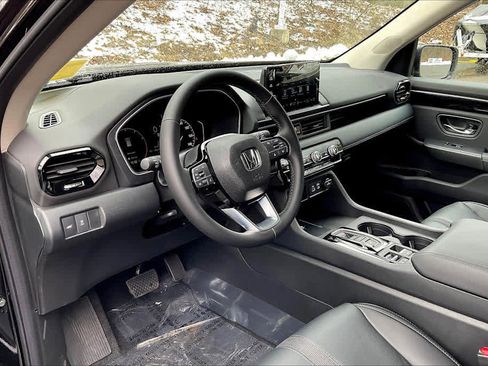 New 2025 Honda Pilot EX-L image 9