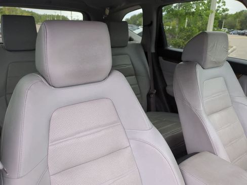 Used 2017 Honda CR-V EX-L image 7