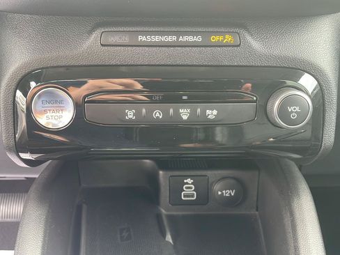 Used 2025 Ford Escape Platinum AWD/4WD image 20