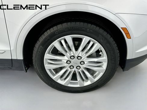 Used 2018 Cadillac XT5 Premium Luxury image 37