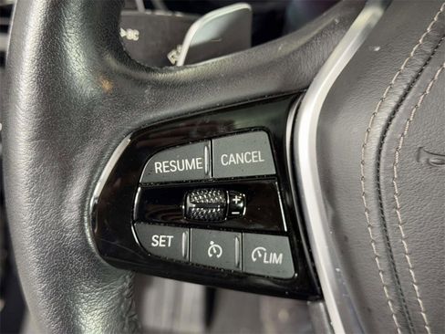 Used 2022 BMW 530i xDrive 530i xDrive w/ Convenience Package image 22