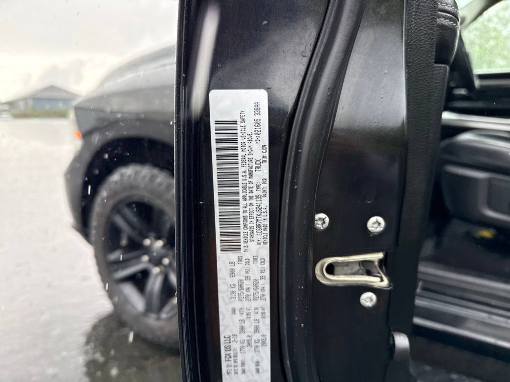 Used 2018 RAM 1500 Sport w/ Quick Order Package 26Q Night AWD/4WD image 39