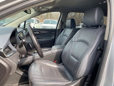 Used 2018 Buick Enclave Premium image 6