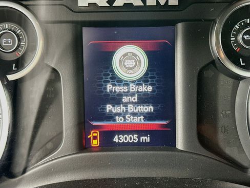 Used 2023 RAM 1500 Big Horn RWD image 18