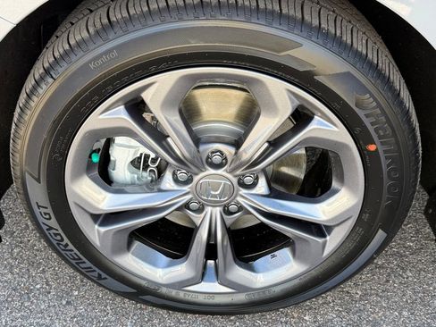Certified 2025 Honda Accord EX-L image 13