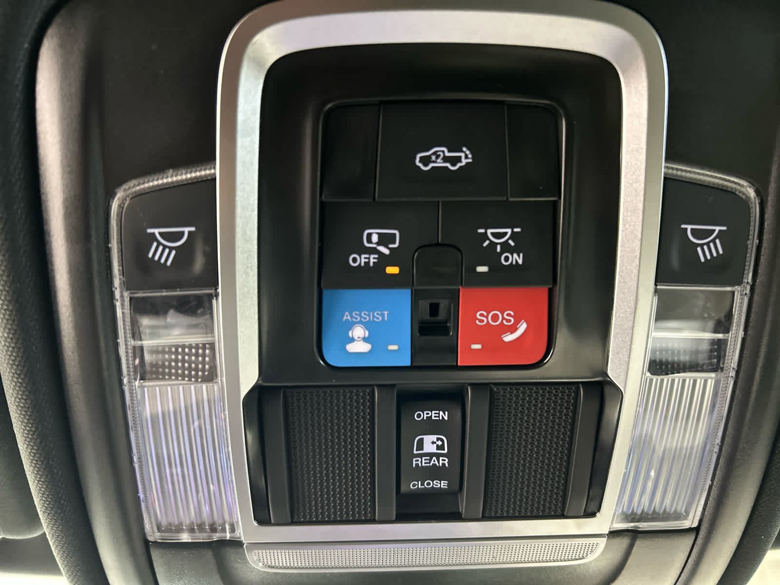 Used 2025 RAM 1500 Big Horn AWD/4WD image 19