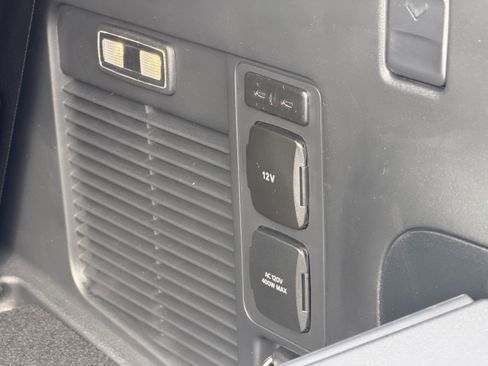 New 2025 Ford Expedition Platinum w/ Platinum Ultimate Package image 28