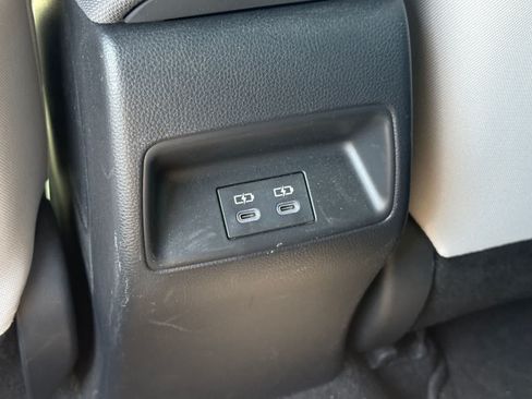Used 2023 Toyota Corolla LE w/ Carpet Mat Package (TMS) FWD image 12