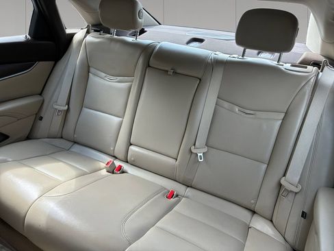 Used 2013 Cadillac XTS FWD image 16