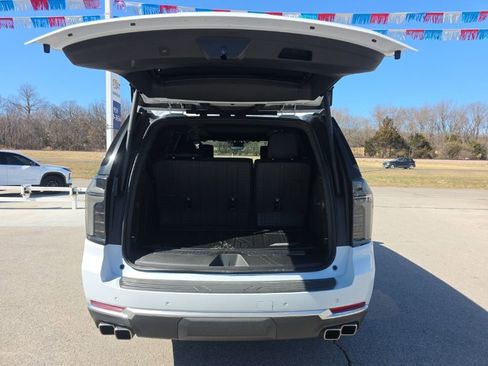New 2026 Chevrolet Tahoe High Country AWD/4WD image 7