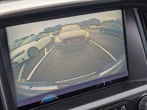 Used 2018 GMC Canyon SLE w/ SLE Convenience Package image 11