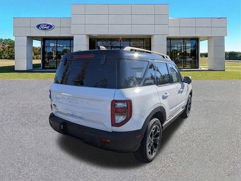 New 2025 Ford Bronco Sport Outer Banks w/ Outer Banks Tech Package+ AWD/4WD image 5