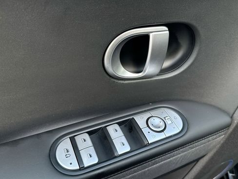 Used 2022 Hyundai Ioniq 5 SEL w/ Cargo Package image 15