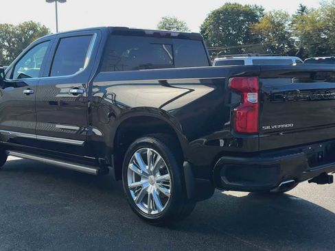 Certified 2022 Chevrolet Silverado 1500 High Country w/ High Country Premium Package image 4