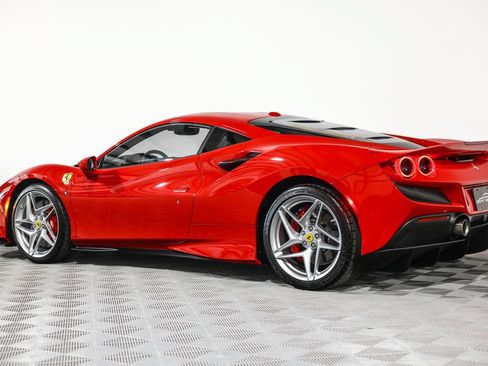 Used 2020 Ferrari F8 Tributo RWD image 17