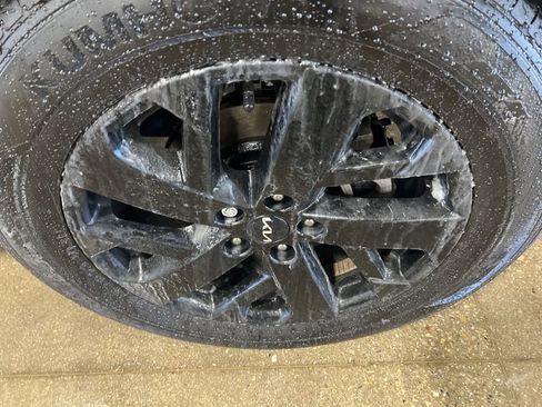 Certified 2023 Kia Sorento S image 43