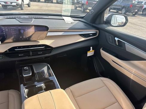 New 2026 Buick Enclave Preferred w/ Power Package image 20