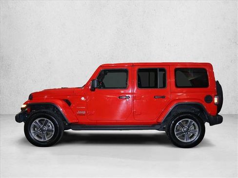 Used 2021 Jeep Wrangler Unlimited Sahara w/ Uconnect 4C Nav & Sound Group AWD/4WD image 9