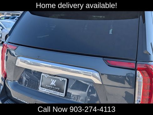 Used 2021 GMC Yukon Denali w/ Denali Premium Package RWD image 10