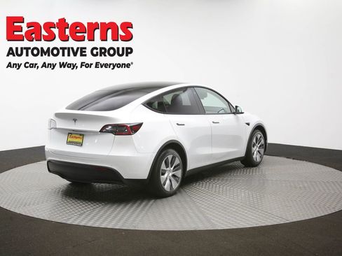 Used 2020 Tesla Model Y Long Range image 37