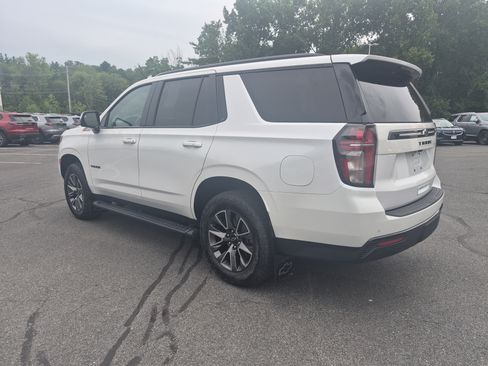 Certified 2023 Chevrolet Tahoe Z71 w/ Luxury Package AWD/4WD image 3