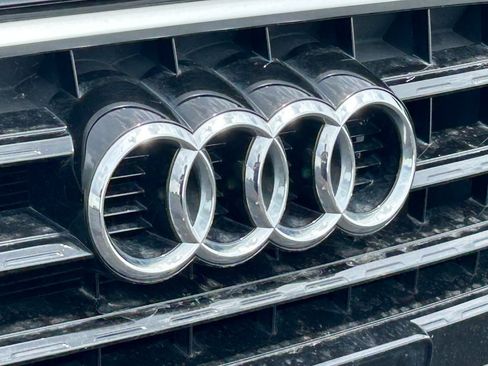 Used 2016 Audi Q3 2.0T Premium Plus FWD image 9