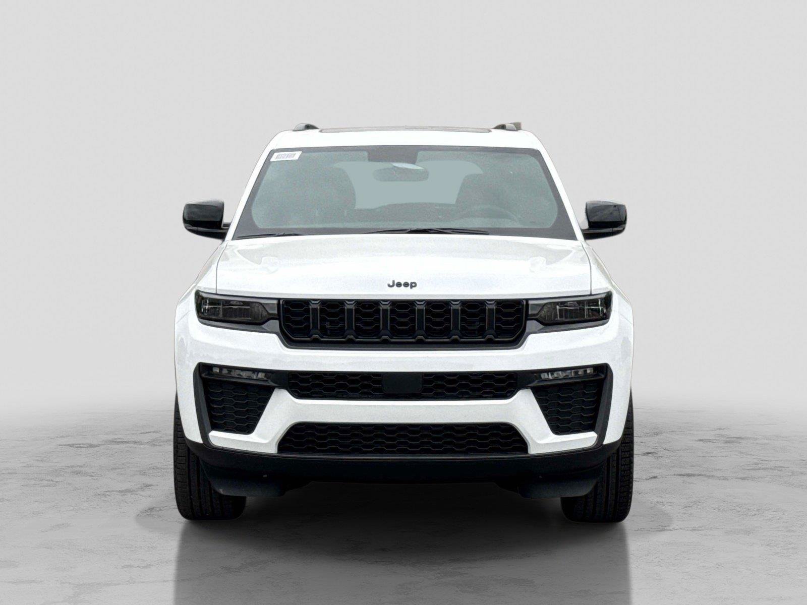 New 2027 Jeep Grand Cherokee Limited AWD/4WD image 2