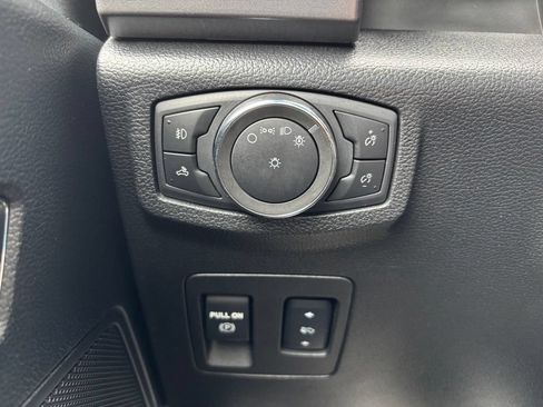 Used 2020 Ford F150 XLT w/ Equipment Group 302A Luxury AWD/4WD image 36