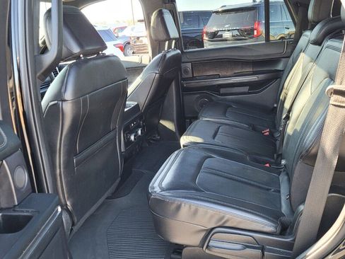 Used 2021 Ford Expedition Limited image 6