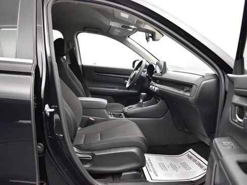 Used 2025 Honda CR-V LX image 17