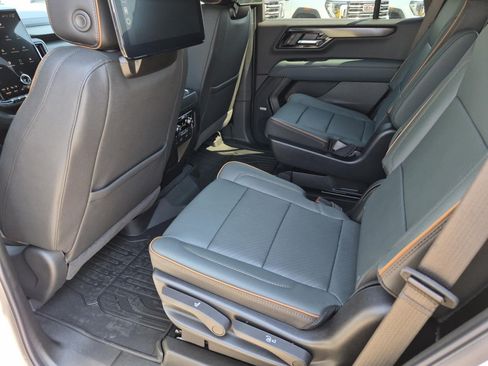 New 2026 GMC Yukon AT4 w/ AT4 Premium Plus Package AWD/4WD image 12