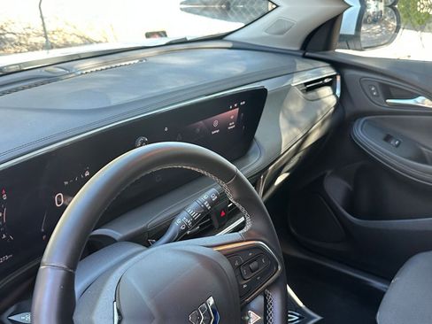 Used 2025 Buick Encore GX Preferred image 29