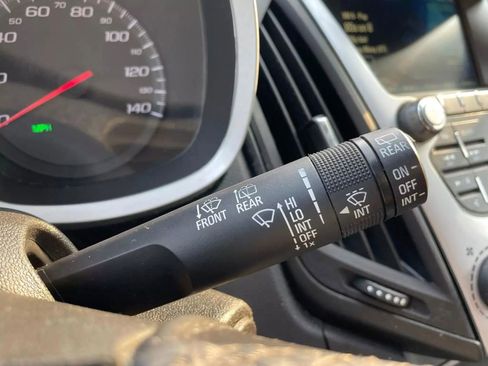 Used 2017 Chevrolet Equinox LT w/ Convenience Package image 36