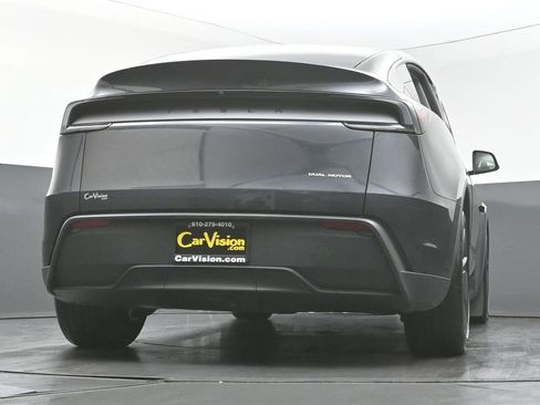 Used 2026 Tesla Model Y Long Range image 44