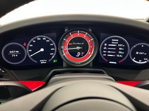 Certified 2025 Porsche 911 Turbo AWD/4WD image 21