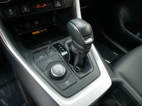 Used 2024 Toyota RAV4 XSE w/ Advanced Technology Package AWD/4WD image 24