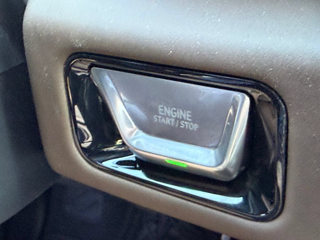 New 2026 GMC Yukon XL Denali Ultimate AWD/4WD image 51
