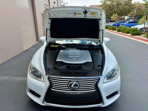 Used 2014 Lexus LS 460 AWD w/ Comfort Package image 59