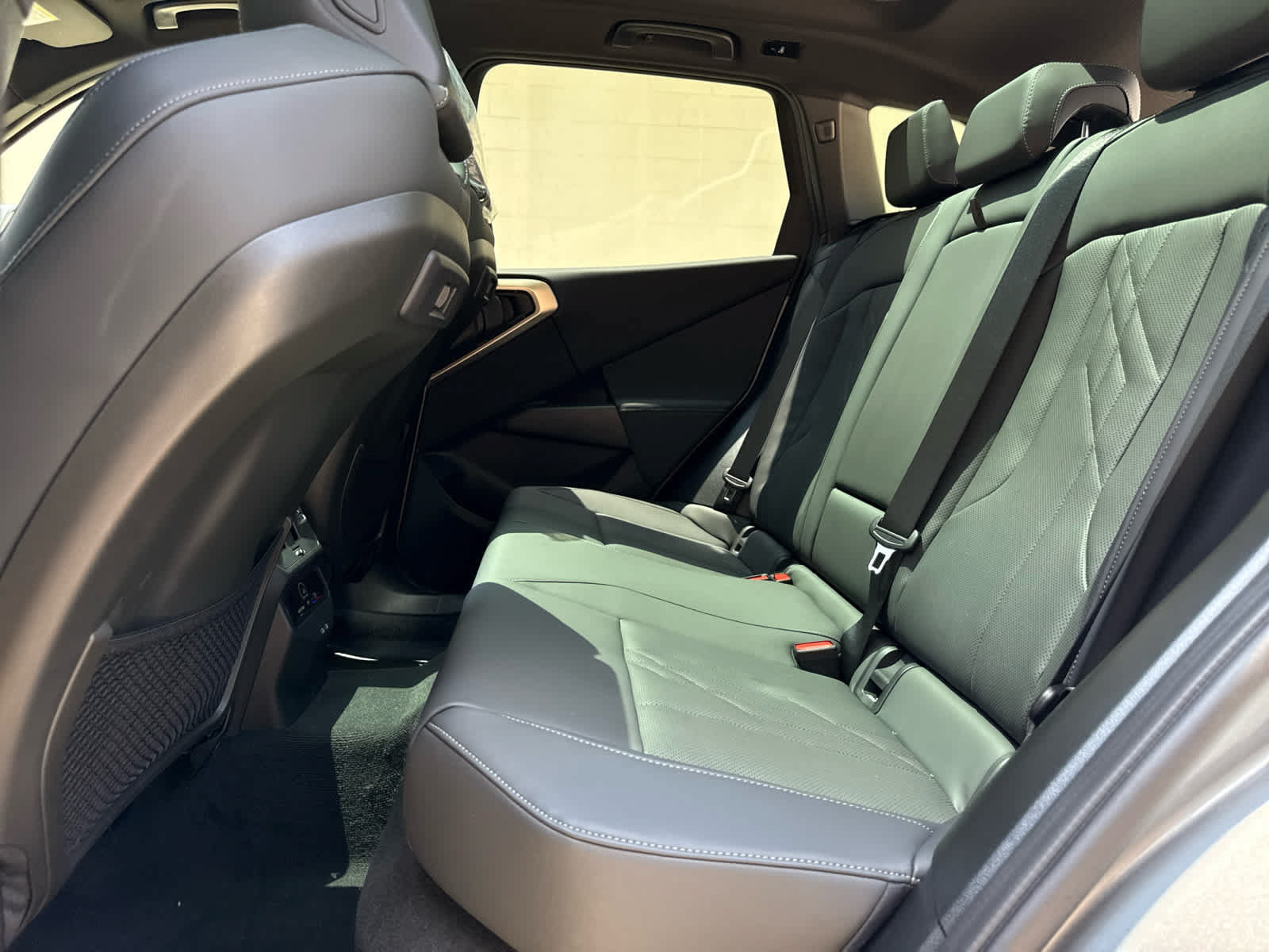 Used 2025 BMW X3 xDrive30i w/ Convenience Package AWD/4WD image 16