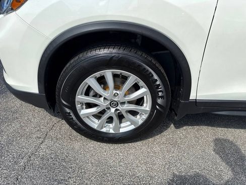 Used 2020 Nissan Rogue SV AWD/4WD image 12