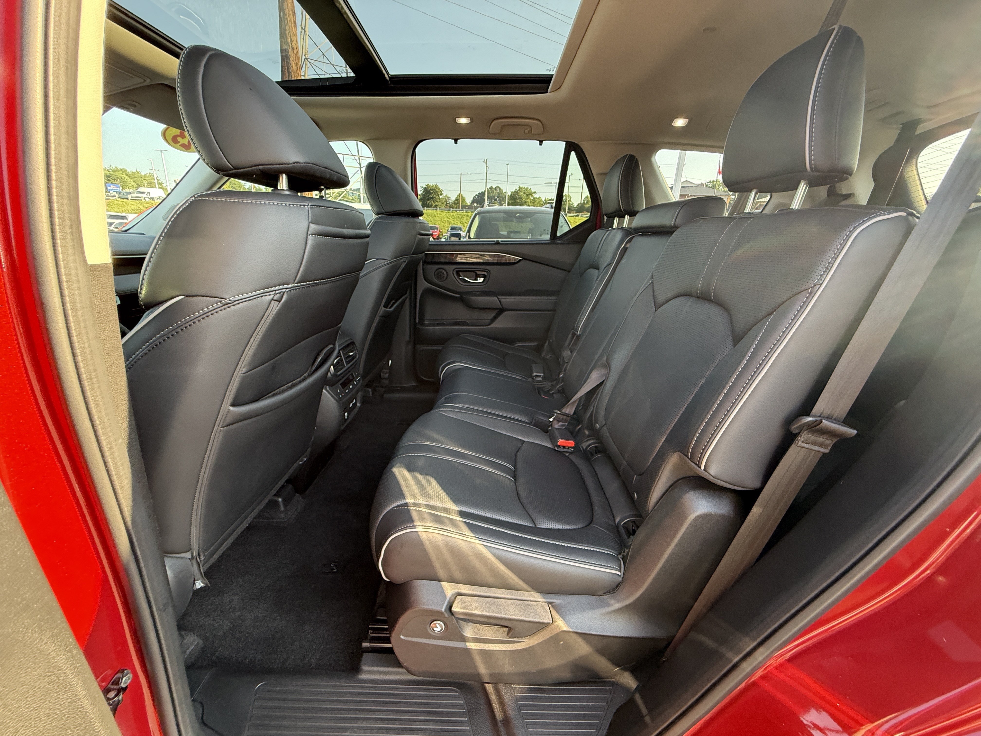 Certified 2023 Honda Pilot Elite image 34