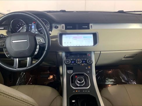 Used 2017 Land Rover Range Rover Evoque SE Premium image 15