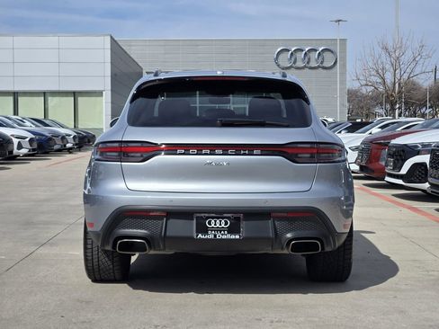 Used 2023 Porsche Macan image 9