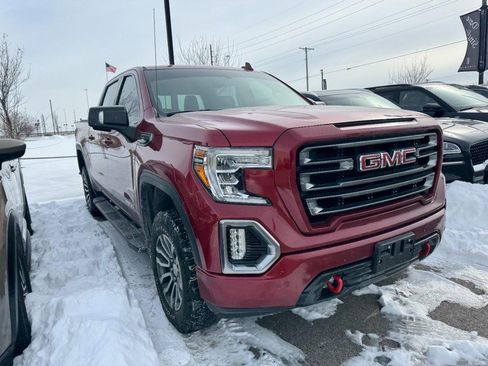 Used 2020 GMC Sierra 1500 AT4 w/ Off-Road Performance Package image 3