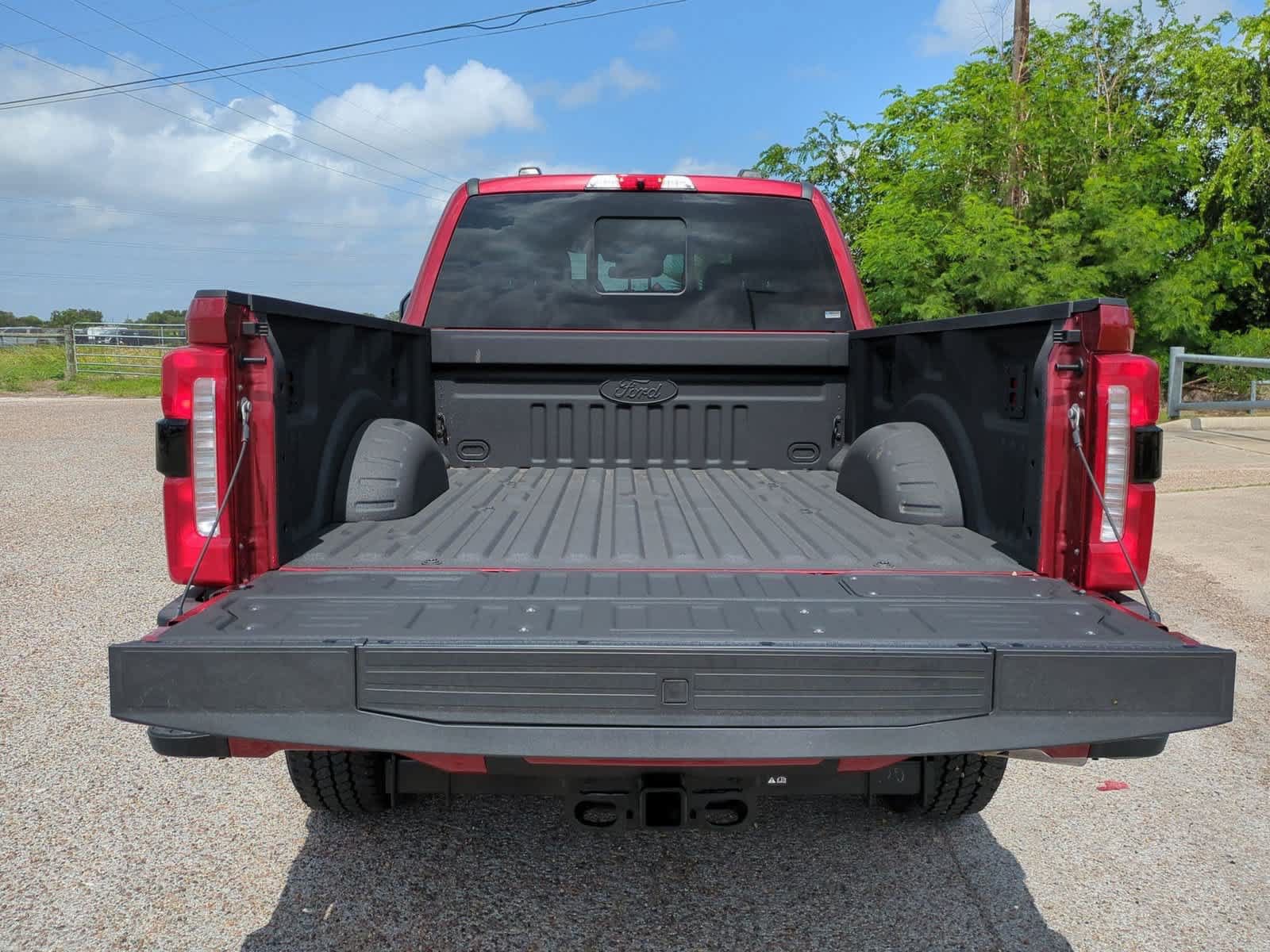 New 2025 Ford F250 Lariat w/ Lariat Ultimate Package AWD/4WD image 26
